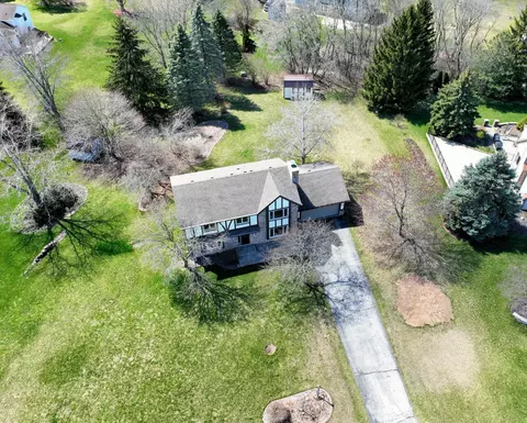 w234s5185 Ermine, Waukesha, WI 53189