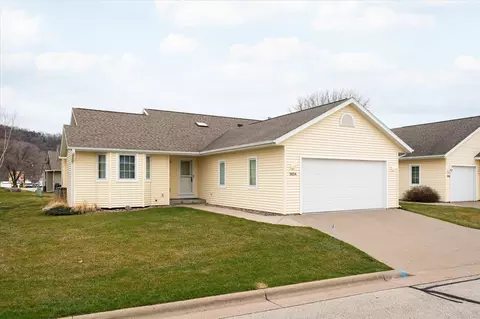 3034 Lakota, La Crosse, WI 54601
