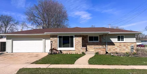 812 Fairfield, Beaver Dam, WI 53916