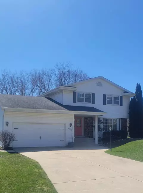 8055 W Abbott, Greendale, WI 53129