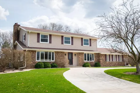 2030 Michelle, Brookfield, WI 53045