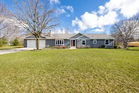 w333s7990 Forseth, Mukwonago, WI 53149