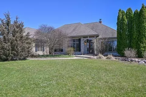 w348s8974 Eagles Nest, Eagle, WI 53119