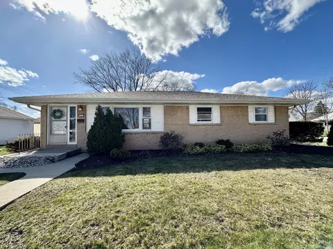 4521 N 87th, Milwaukee, WI 53225