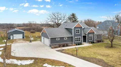 10034 S 112th, Franklin, WI 53132