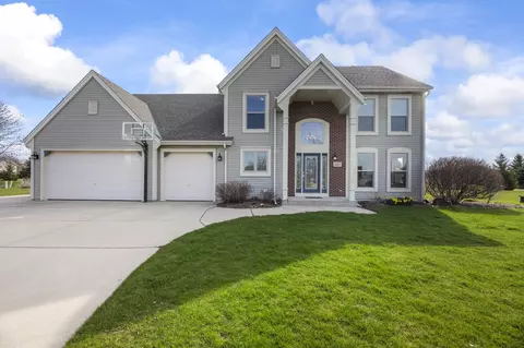 8015 Wildrose, Waterford, WI 53185