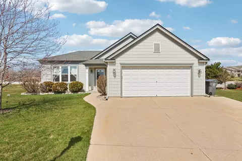 101 Woodlark, Waukesha, WI 53186