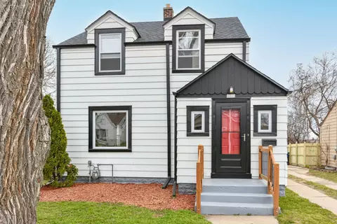 4440 N Hopkins, Milwaukee, WI 53209