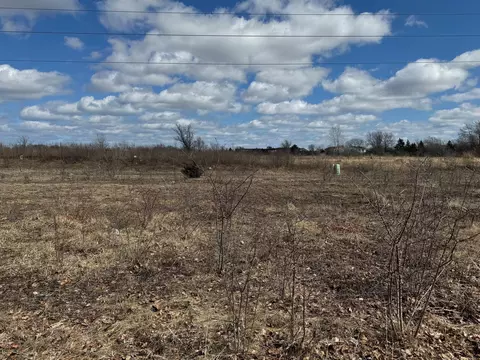 9338 N Burbank, Milwaukee, WI 53224