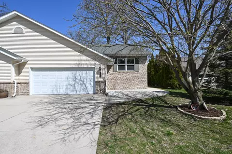 472 Park, Kewaskum, WI 53040