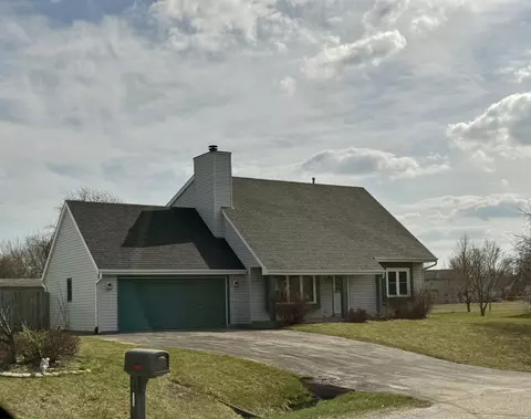 6781 Bobolink, Racine, WI 53402