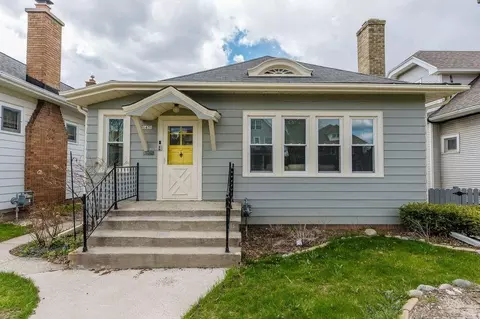 1431 S 77th, West Allis, WI 53214