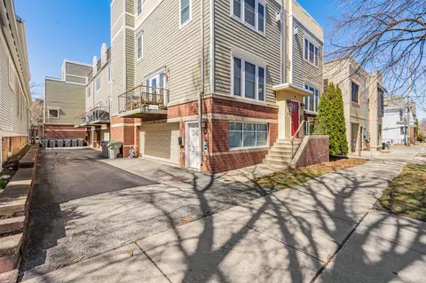 1691 N Marshall #6, Milwaukee, WI 53202