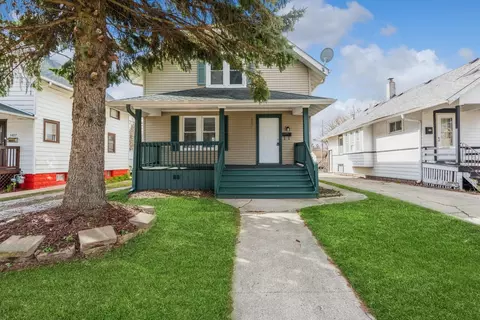 1503 69th, Kenosha, WI 53143