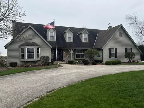 20865 Carrington, Brookfield, WI 53045