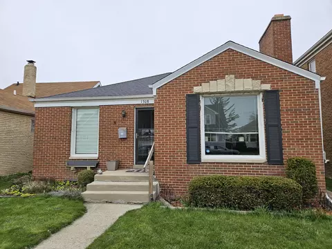 1308 Walton, Racine, WI 53402