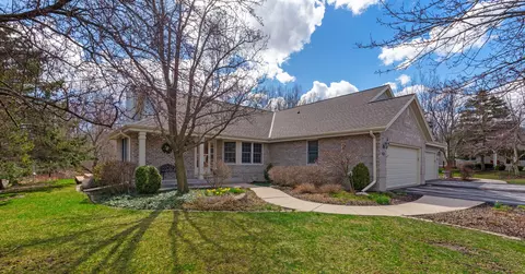 18485 Stonehedge #A, Brookfield, WI 53045