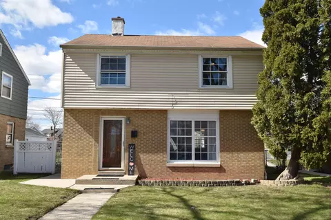 2300 W Roosevelt, Milwaukee, WI 53209