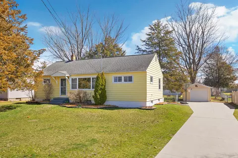 2806 Lakeshore, Campbell, WI 54603