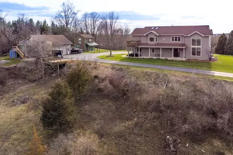 w2483 Bakertown Road, Helenville, WI 53137