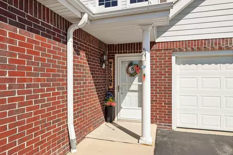 12136 W Virginia #8, Franklin, WI 53132