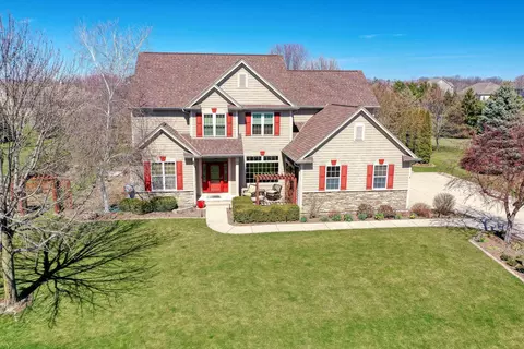 n57w34990 Pondview, Oconomowoc, WI 53066
