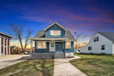 2318 S 66th, West Allis, WI 53219