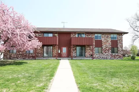 10345 W Whitnall Edge #202, Franklin, WI 53132