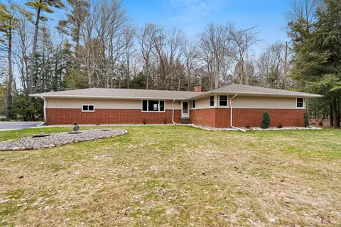 9407 Fox, Mishicot, WI 54241