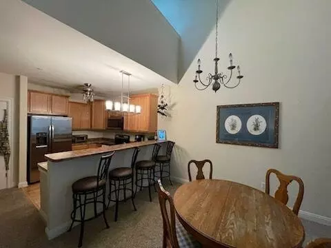 2030 Rainbow Lk #322, West Bend, WI 53090