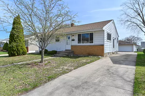 3652 S 81st, Milwaukee, WI 53220