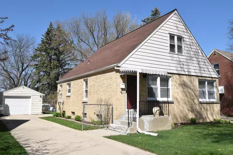 3877 N 87th, Milwaukee, WI 53222