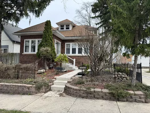 2258 S 56th, West Allis, WI 53219