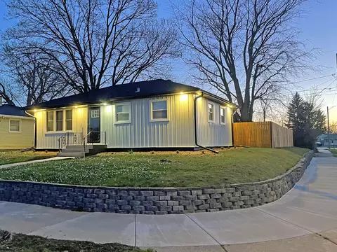 1820 Polaris, Racine, WI 53404