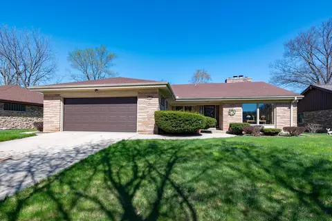 5204 W Jerelyn, Milwaukee, WI 53219