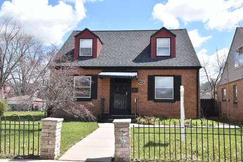 4530 N 42nd, Milwaukee, WI 53209