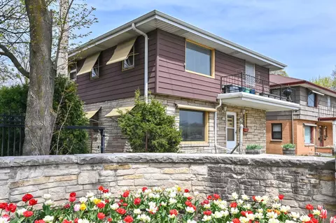 10114 W North, Wauwatosa, WI 53226