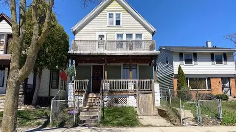 1914 W Wright, Milwaukee, WI 53206