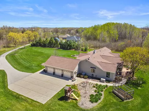 2323 Ridgewood, Grafton, WI 53024