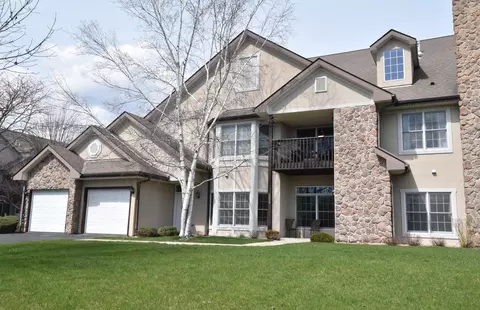 6824 S 34th, Franklin, WI 53132