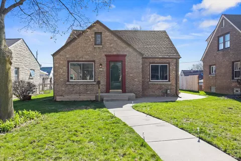 2450 S 60th, West Allis, WI 53219
