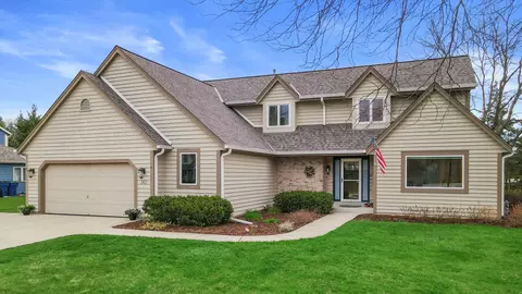382 Streamside, Grafton, WI 53024