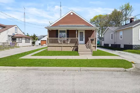 2414 51st, Kenosha, WI 53140
