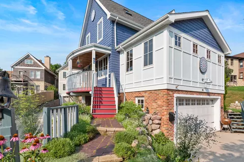 431 N Powers, Port Washington, WI 53074