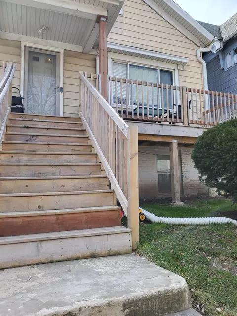 1125 W Walker, Milwaukee, WI 53204