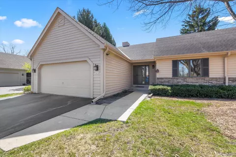 5475 Wild Cherry, Greendale, WI 53129