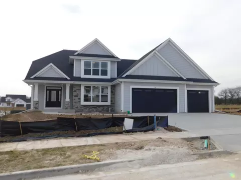783 Hummingbird, Grafton, WI 53024