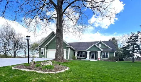 n57w25511 Fox Holw, Lisbon, WI 53089