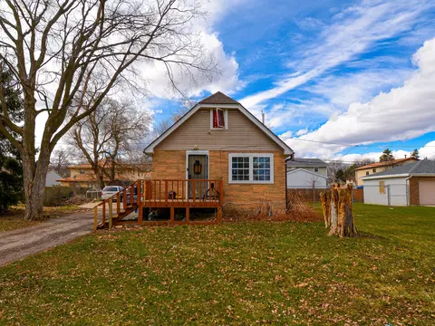 6547 N 54th, Milwaukee, WI 53223