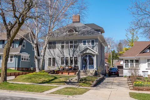 3467 N Maryland, Milwaukee, WI 53211